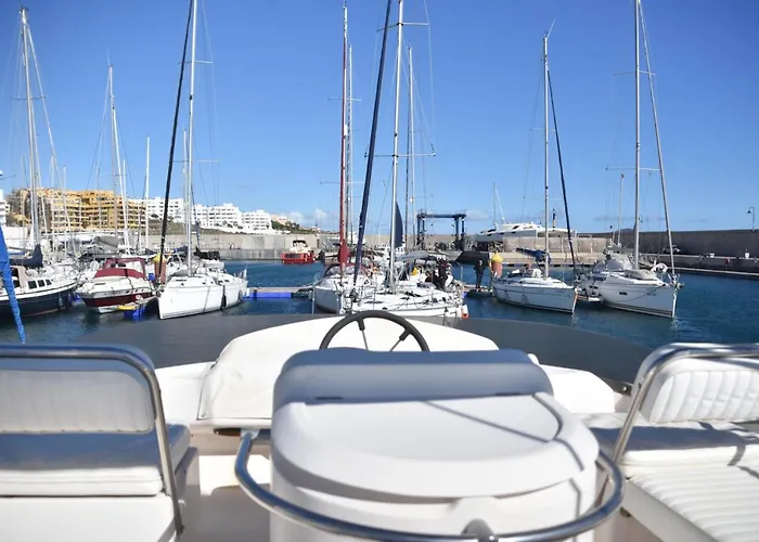 Luxury Yacht Kamikara * Σαν Μιγκέλ ντε Αμπόνα